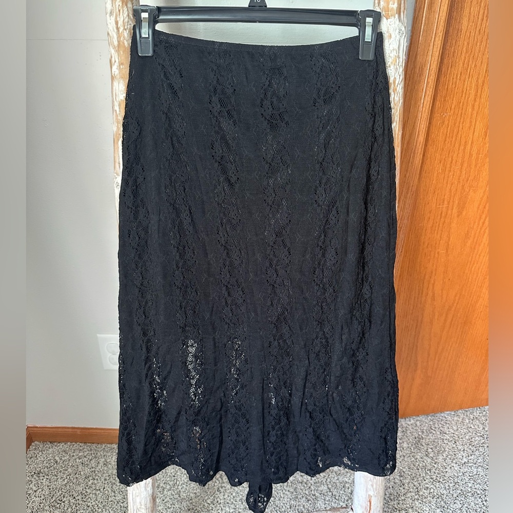 Vintage Andria Lieu black lace skirt size medium